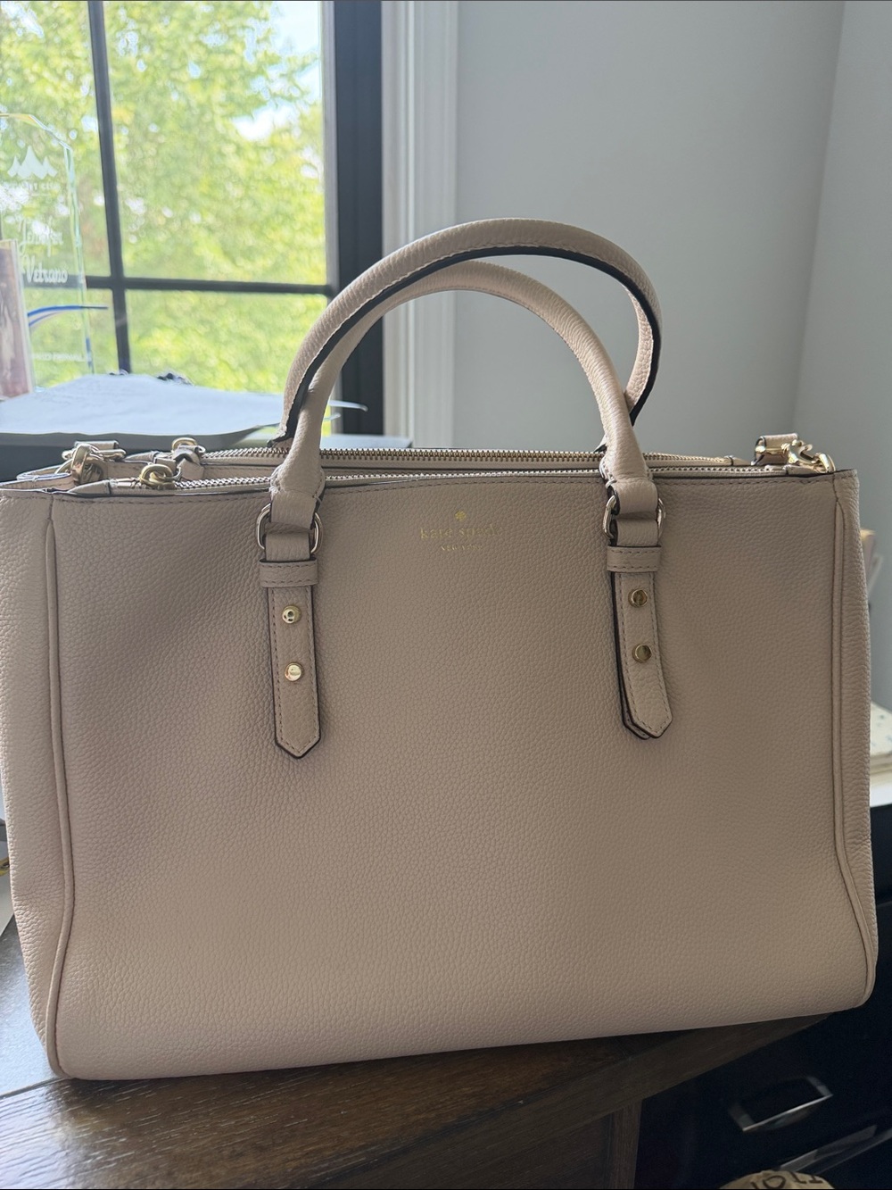 Kate Spade NWOT Mulberry Street Lise Pebbled Leather Satchel - Beige